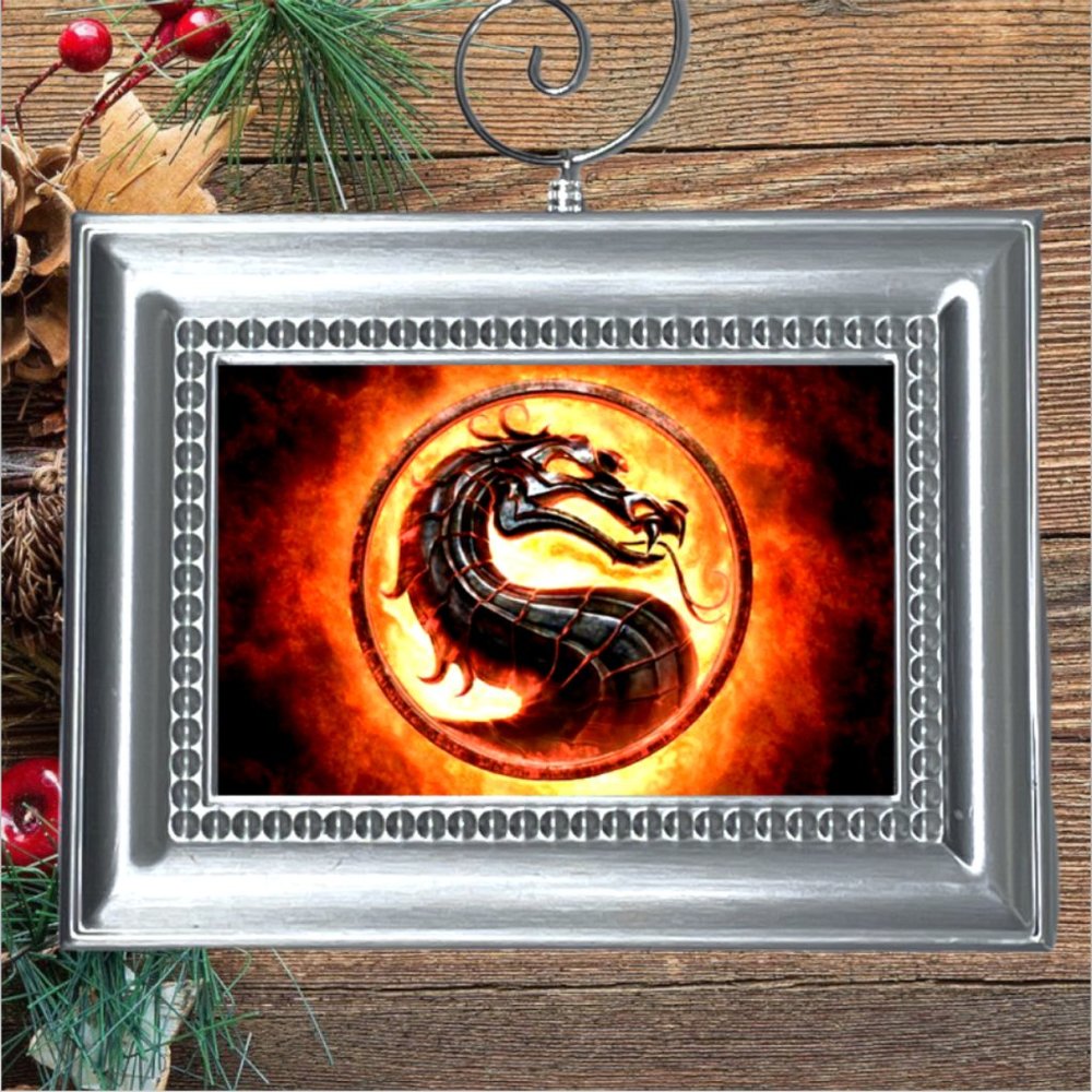 Mortal Kombat Movie / Video Game Memorabilia Christmas Tree Ornament